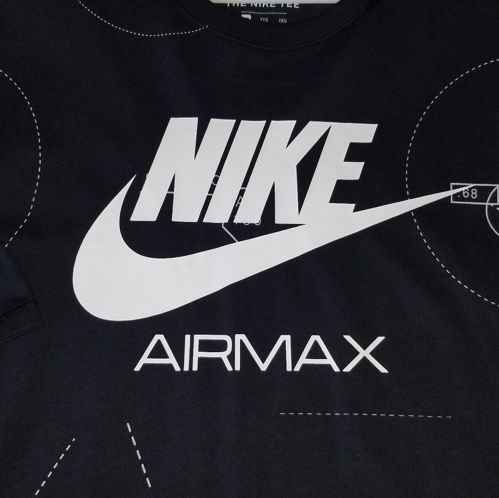 Nike T-shirt